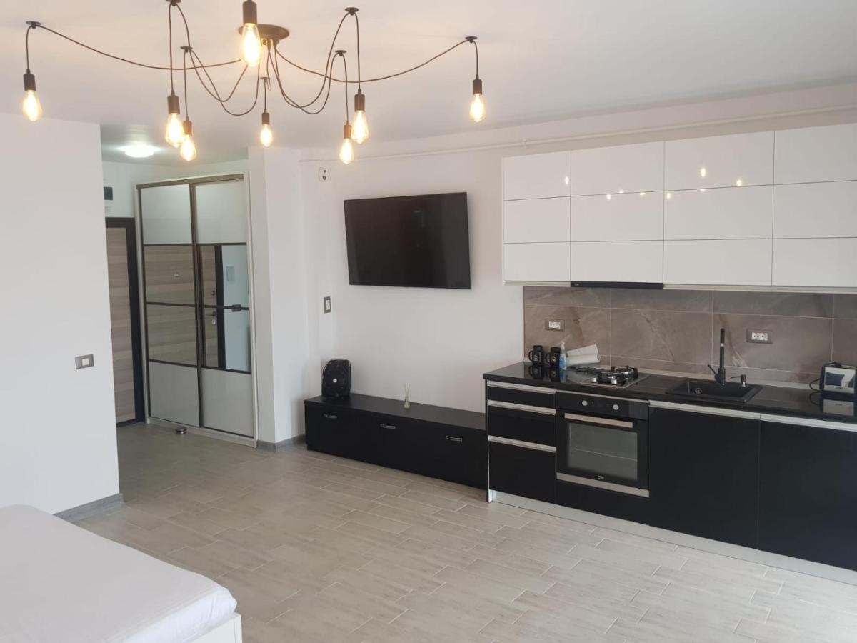 Alezzi Sunwaves Apartman Năvodari Kültér fotó
